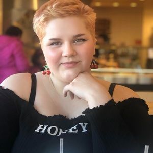 Meet your Posher, Summer